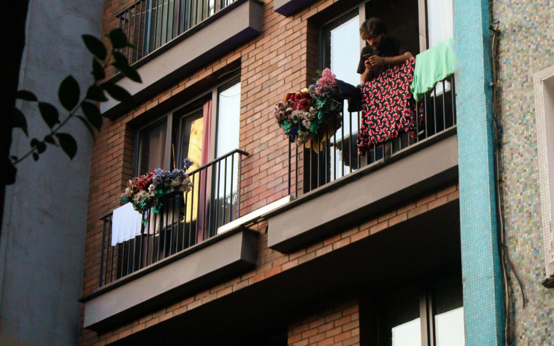 Zergatik da ona komunitatea garbitzeko enpresa bat kontratatzea?